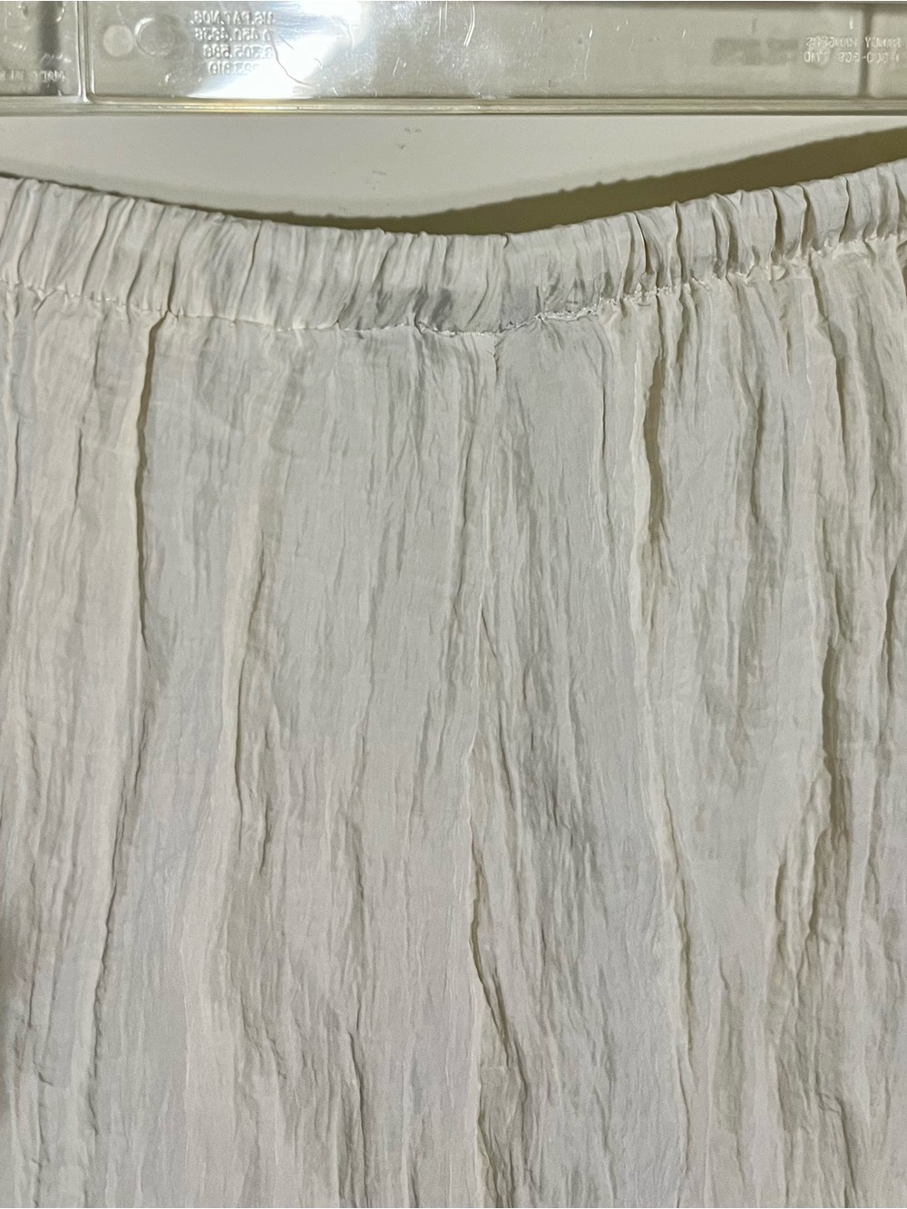 H&M White Button-Up Top and Matching Pants Set - Picture 13 of 13
